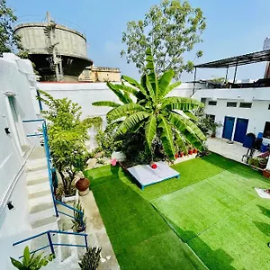  Hostel Mama India