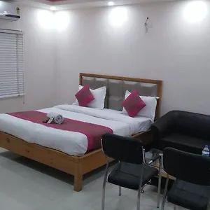*** Hotel The New View Hotel India